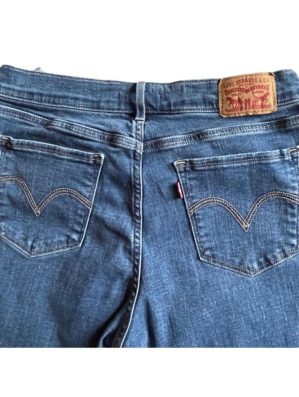 Levi's Classic Straight Stretch Jeans Women Size 6 28x30 - Picture 5 of 10